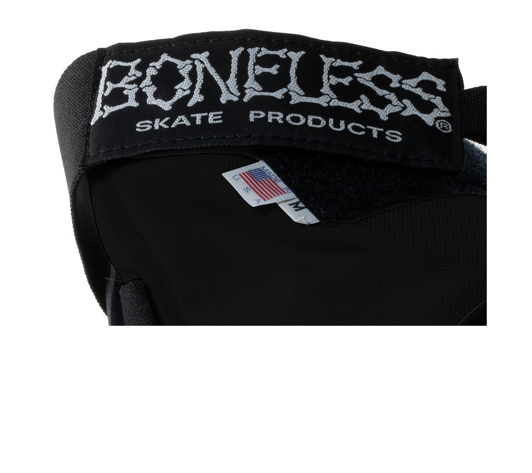 Black Park Knee Pads front #color_black